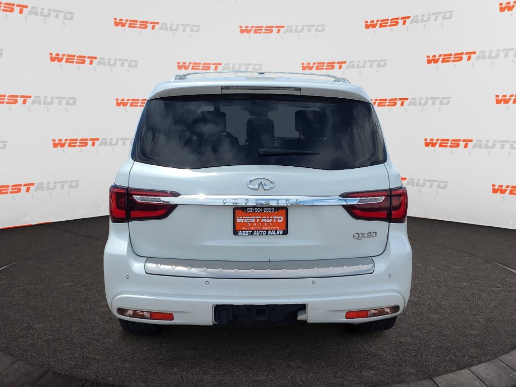 Used 2018 INFINITI QX80 4WD w/ Deluxe Technology Package image 4