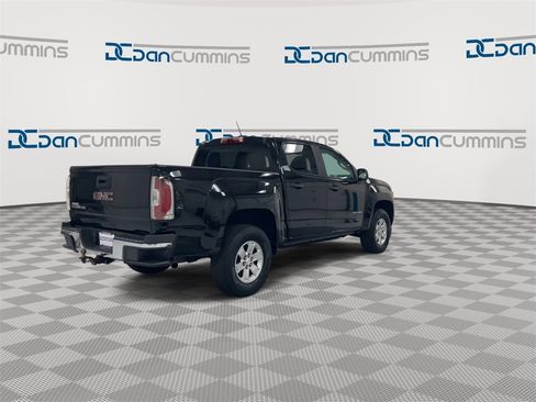 Used 2017 GMC Canyon 2WD Crew Cab w/ Convenience Package image 8