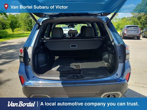 Certified 2025 Subaru Forester Limited AWD/4WD image 23
