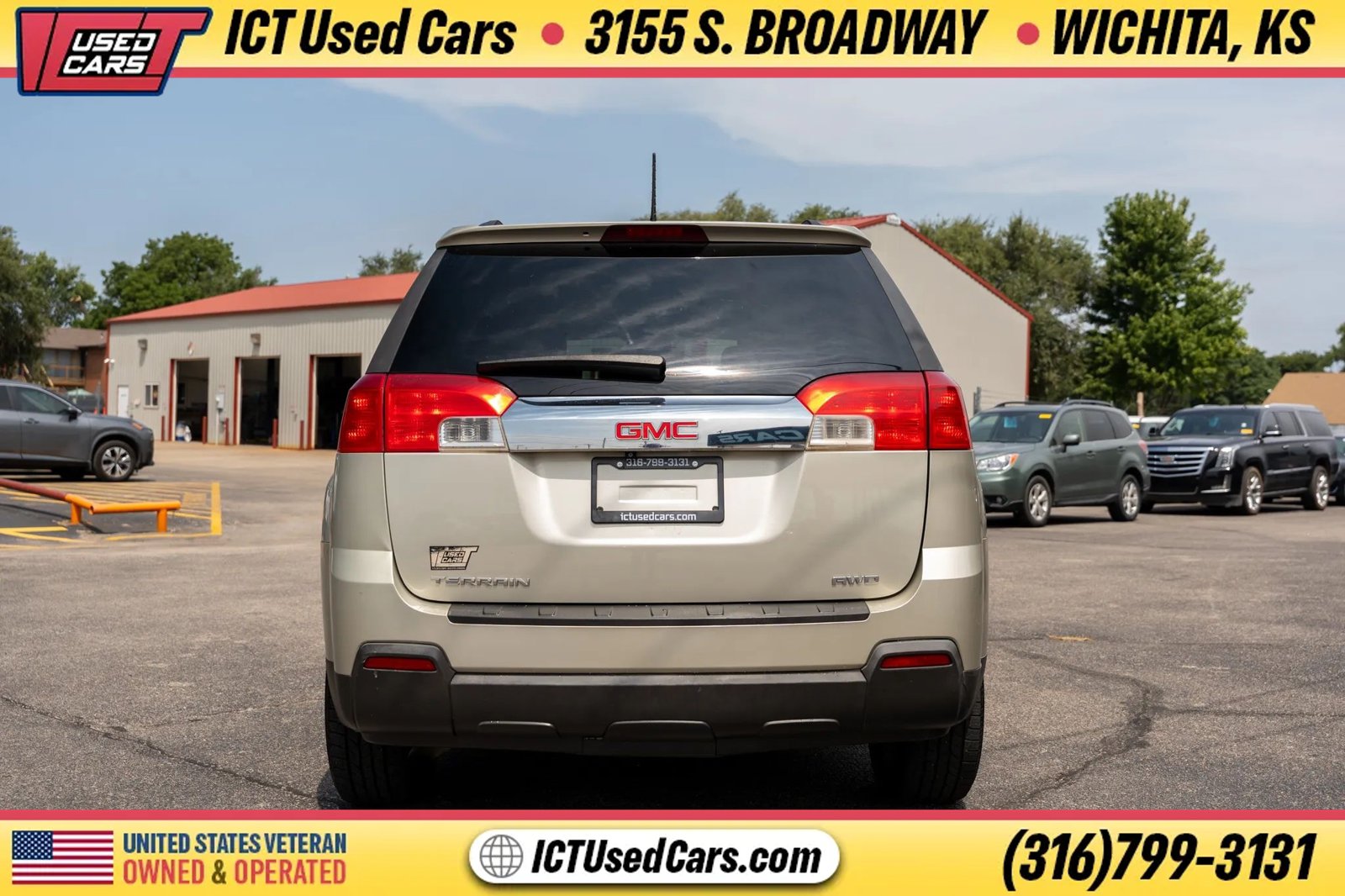 Used 2013 GMC Terrain SLT w/ Cargo Package AWD/4WD image 6