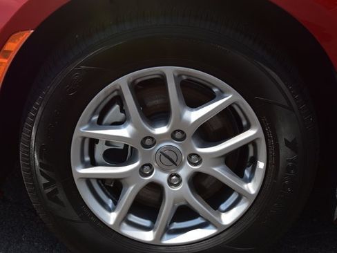 Used 2025 Chrysler Pacifica Select FWD image 10