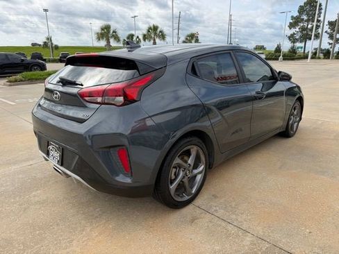 Used 2019 Hyundai Veloster 2.0 FWD image 5