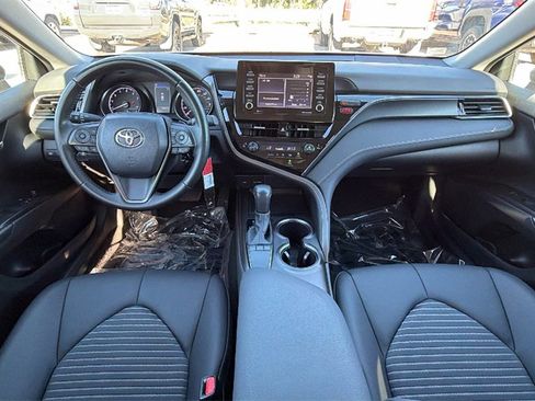 Certified 2023 Toyota Camry SE image 25