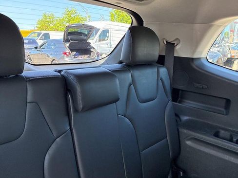 Used 2020 Kia Telluride S w/ S 8 Passenger Seating Package AWD/4WD image 17