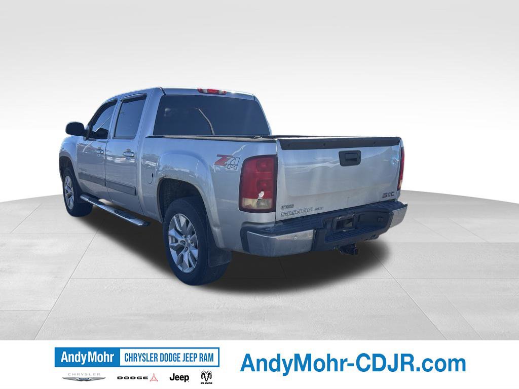 Used 2010 GMC Sierra 1500 SLT w/ SLT Convenience Package AWD/4WD image 3
