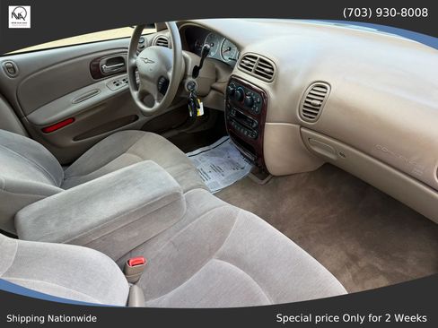 Used 2002 Chrysler Concorde LX FWD image 24