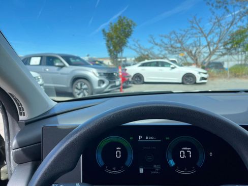 Used 2025 Hyundai Tucson SEL image 35