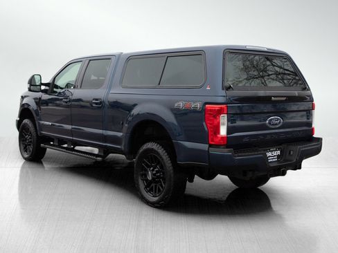 Used 2019 Ford F350 Lariat image 3