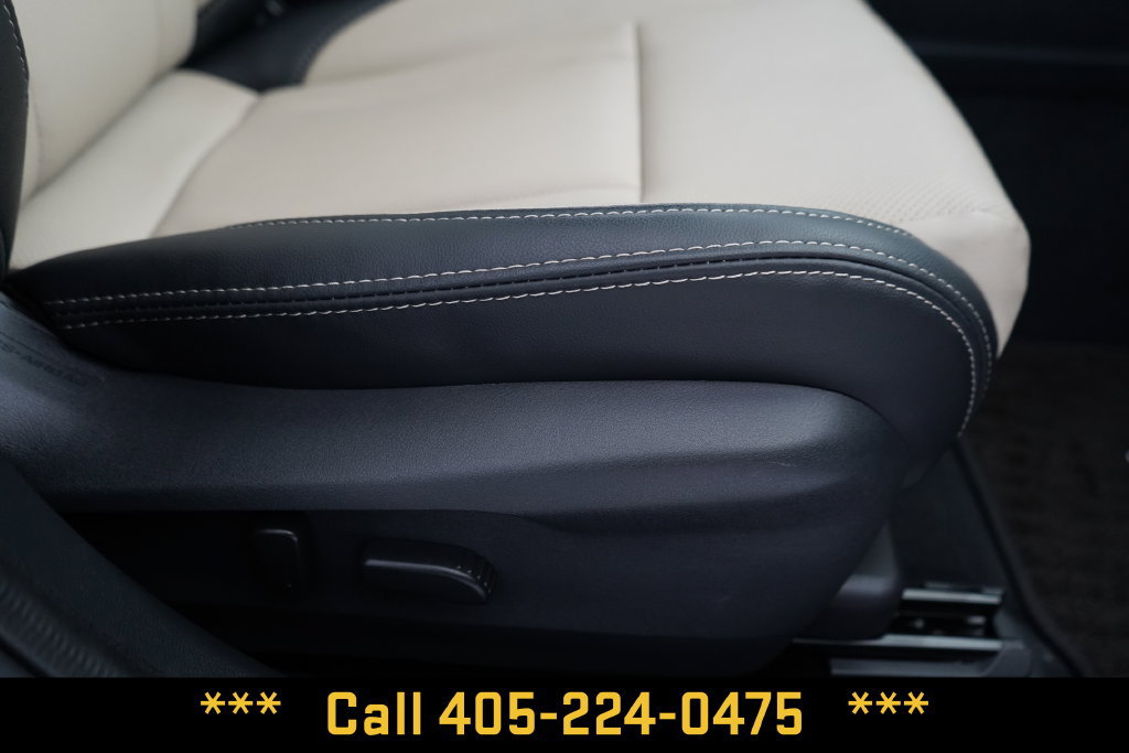 Used 2025 Subaru Outback Limited AWD/4WD image 21