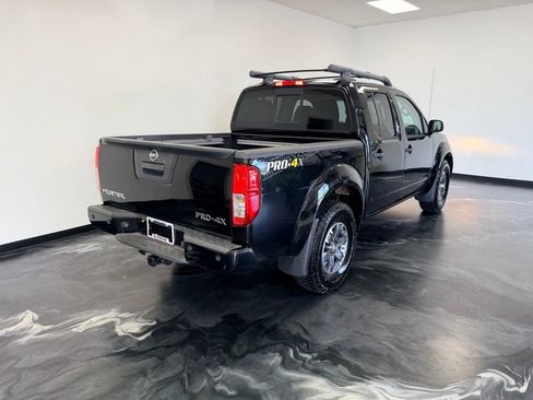 Used 2018 Nissan Frontier PRO-4X AWD/4WD image 22