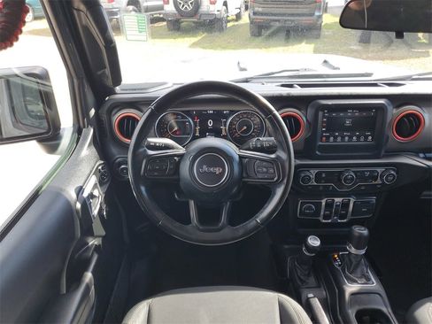 Used 2021 Jeep Wrangler Unlimited Sport image 27