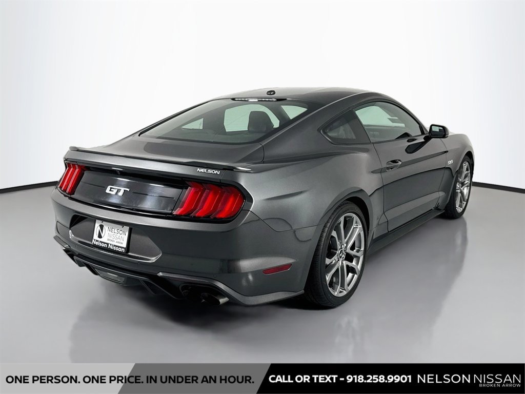 Used 2018 Ford Mustang GT Premium w/ Carbon Sport Interior Package RWD image 5