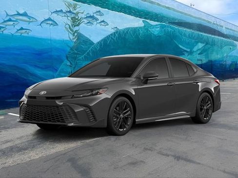 New 2026 Toyota Camry SE FWD image 1