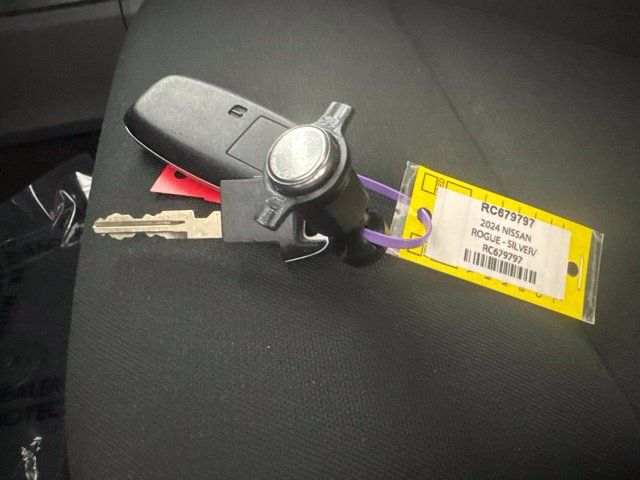Certified 2024 Nissan Rogue S AWD/4WD image 27