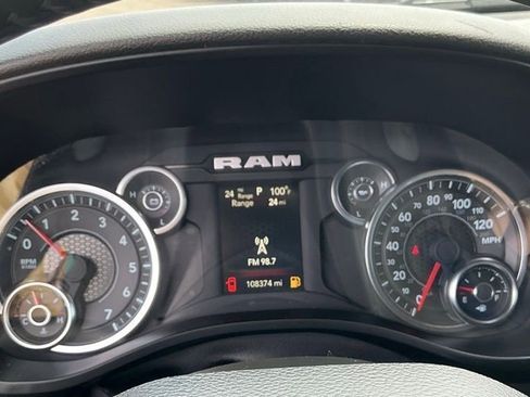 Used 2024 RAM 1500 Lone Star AWD/4WD image 10