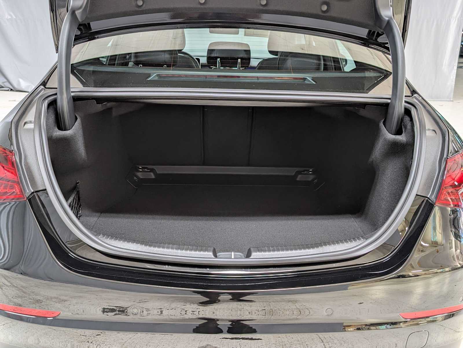 Certified 2026 Mercedes-Benz C 300 4MATIC Sedan image 14