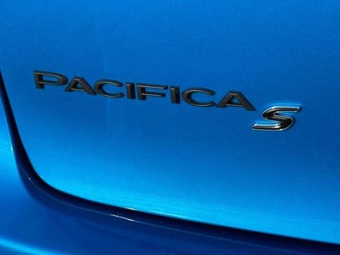 New 2026 Chrysler Pacifica Limited w/ S Appearance Package AWD/4WD image 49