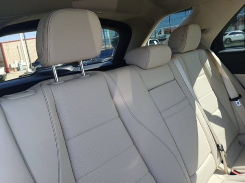 Used 2025 Mercedes-Benz GLE 350 4MATIC image 10