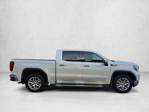 Used 2020 GMC Sierra 1500 SLT RWD image 4