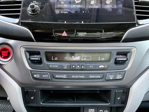Used 2021 Honda Pilot EX-L image 18