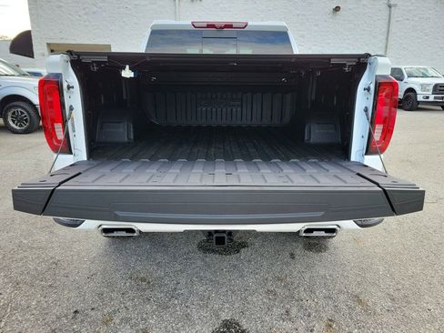 New 2026 GMC Sierra 1500 AT4 w/ AT4 Premium Package image 7