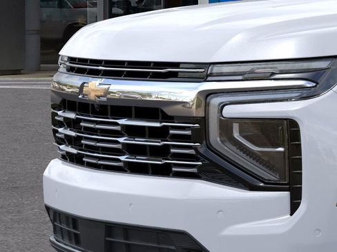 New 2026 Chevrolet Suburban Premier image 13
