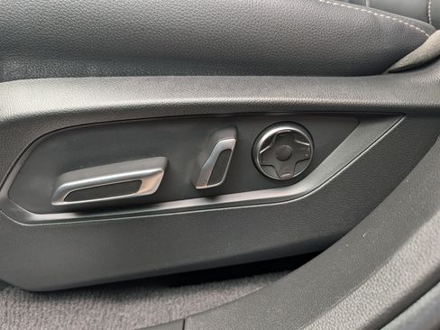 Certified 2025 Acura RDX SH-AWD image 20