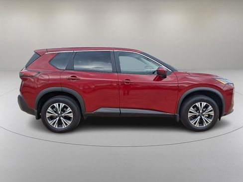 Used 2023 Nissan Rogue SV image 12