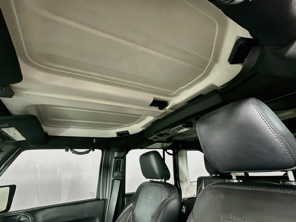 Used 2016 Jeep Wrangler Unlimited Sahara AWD/4WD image 26