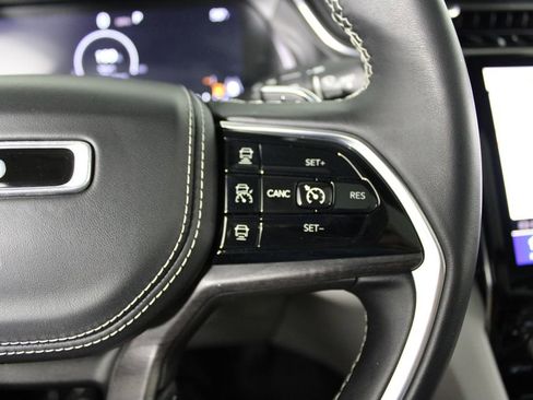 Used 2022 Jeep Grand Cherokee L Overland w/ MOPAR Finishing Package image 30