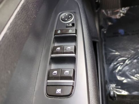 Used 2019 Kia Forte LXS image 21