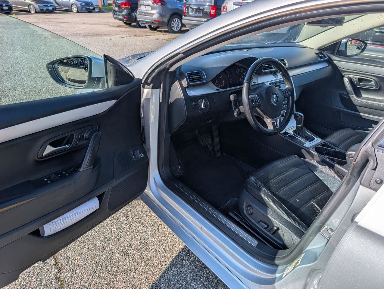Used 2014 Volkswagen CC Sport FWD image 11