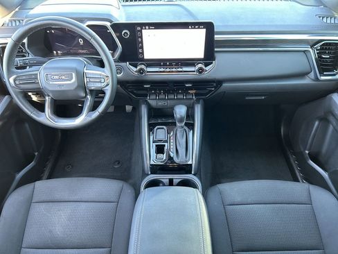 Used 2025 GMC Canyon Elevation image 20