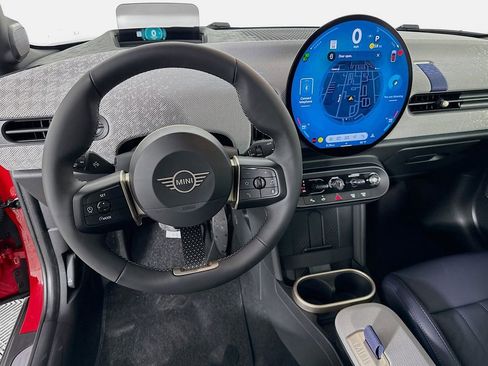 Certified 2025 MINI Cooper S image 18