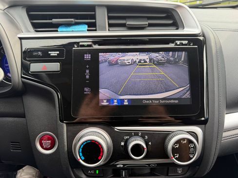 Used 2016 Honda Fit EX image 16
