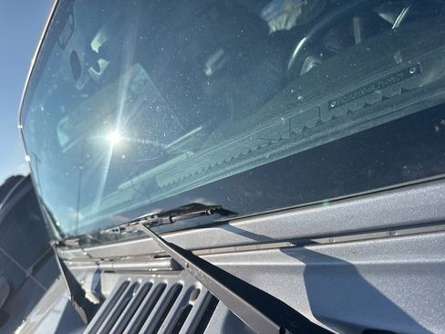 Used 2016 Jeep Wrangler Unlimited Sport image 5