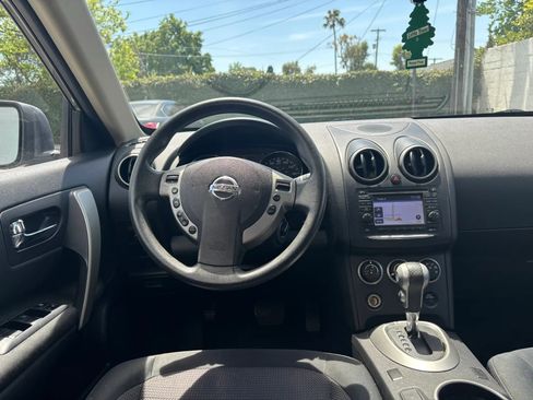 Used 2013 Nissan Rogue SV w/ Premium Pkg AWD/4WD image 34