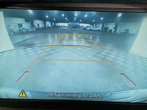 Used 2016 Chevrolet Equinox LT w/ Convenience Package image 18