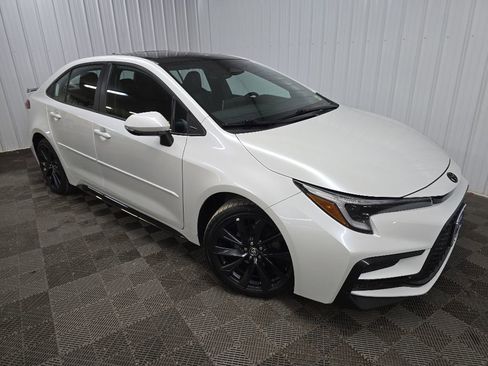 Used 2023 Toyota Corolla XSE FWD image 7