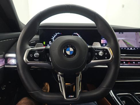 Used 2026 BMW 740i RWD image 11