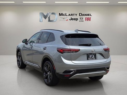 Used 2023 Buick Envision Preferred w/ Sport Touring Package AWD/4WD image 4