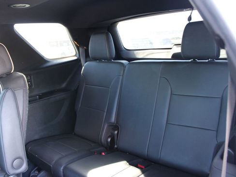Used 2023 Chevrolet Traverse Premier image 22
