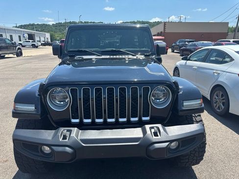 Used 2021 Jeep Wrangler Unlimited Sahara w/ Cold Weather Group AWD/4WD image 2