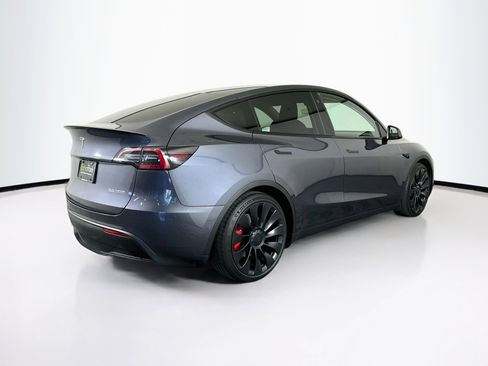 Used 2022 Tesla Model Y Performance AWD/4WD image 9