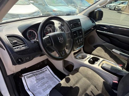 Used 2015 Dodge Grand Caravan SXT w/ Security Group image 14