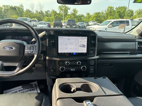 Used 2024 Ford F350 Lariat w/ Camper Package image 14
