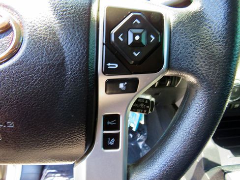 Used 2021 Toyota Tundra SR5 image 28