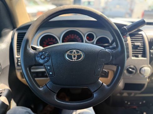Used 2013 Toyota Tundra 4x4 Double Cab w/ Tow Pkg image 24