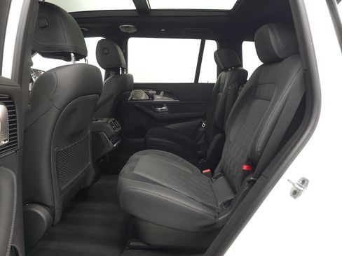 Certified 2025 Mercedes-Benz GLS 63 AMG 4MATIC image 27