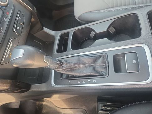 Used 2018 Ford Escape SE w/ Ford Safe & Smart Package image 20